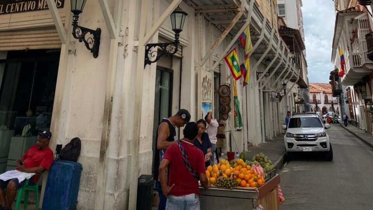 mole en riesgo se ubica frente al Palacio de la Proclamación