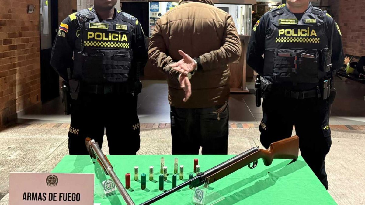 Intentó huir cuando llegó la policía.