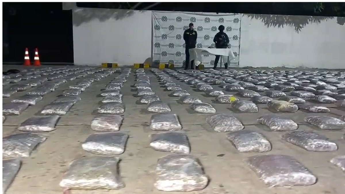 incautan más de media tonelada de marihuana en una vivienda; la droga está valorada en cerca de $3.000 millones