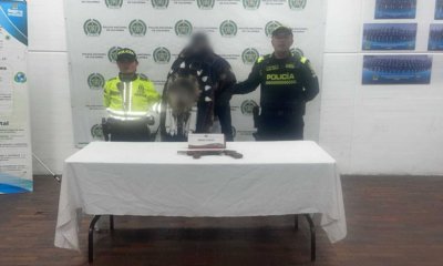 Hombre armado con escopeta fue capturado en cancha de fútbol de Ciudad Bolívar