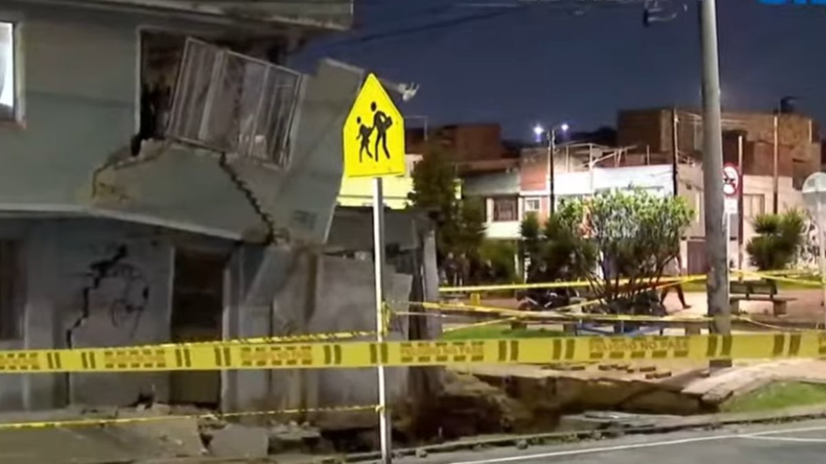 16 personas tuvieron que ser evacuadas tras riesgo de colapso