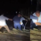 Gobernador de Córdoba salvó a motociclista que era arrastrado por la corriente tras el desbordamiento de un río: 'Suéltala, yo te regalo una'
