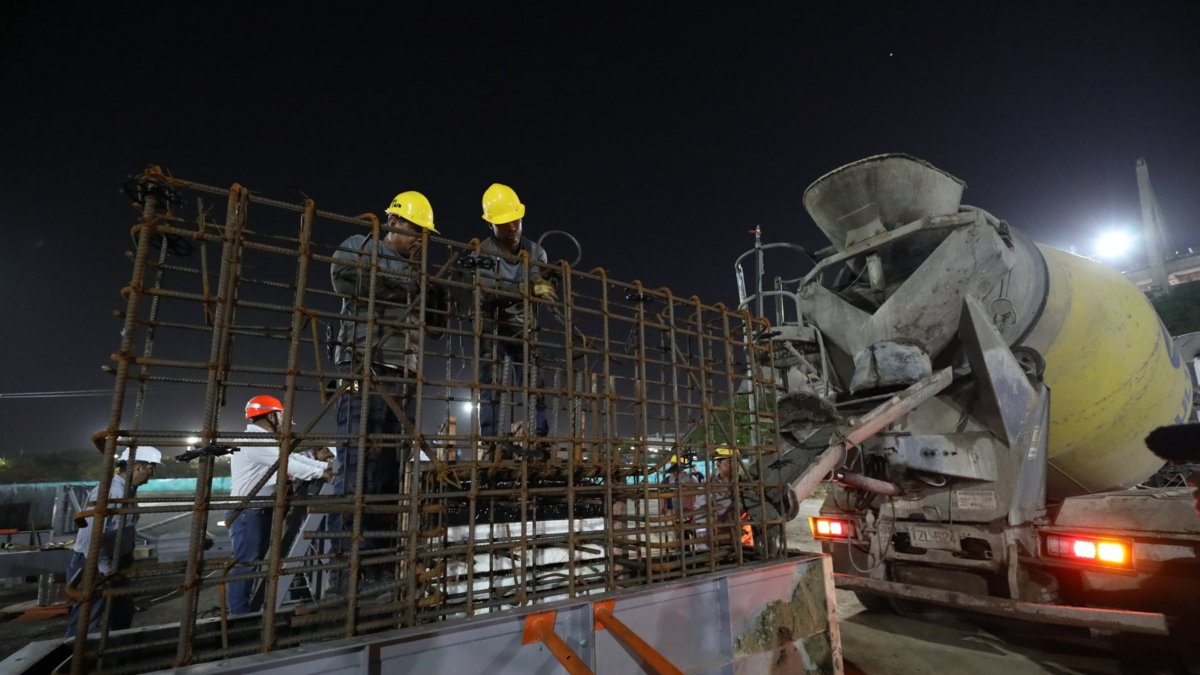 a buen ritmo avanzan las obras en el estadio Metropolitano; inició la fundición de columnas que sostendrán las nuevas graderías