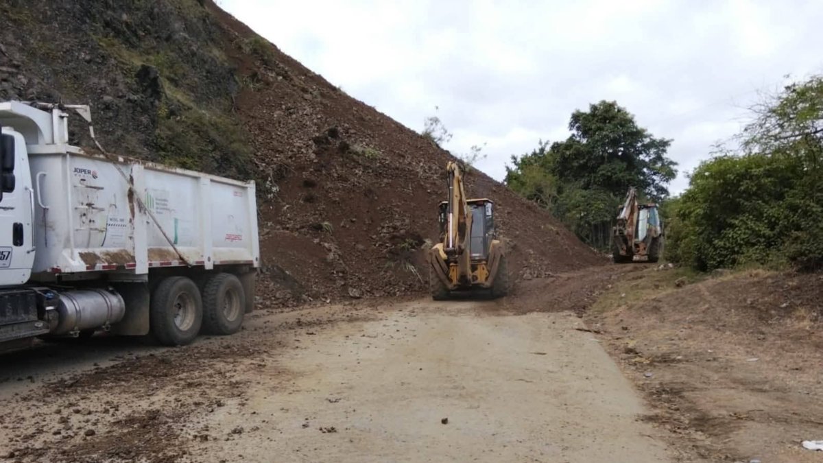 Lluvias intensas mantienen pasos restringidos en vías de Nariño; en la Panamericana hacia el Cauca, autoridades atienden puntos críticos