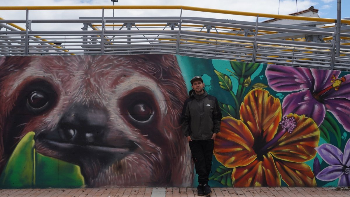 Las manos detrás de los murales que dan vida a la infraestructura de Bogotá