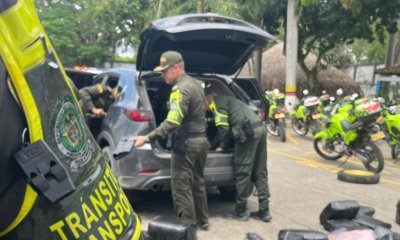 Persecución en la vía Cali-Andalucía culminó con la incautación de 730 kilos de marihuana tipo 'espeluznante' con destino a Medellín