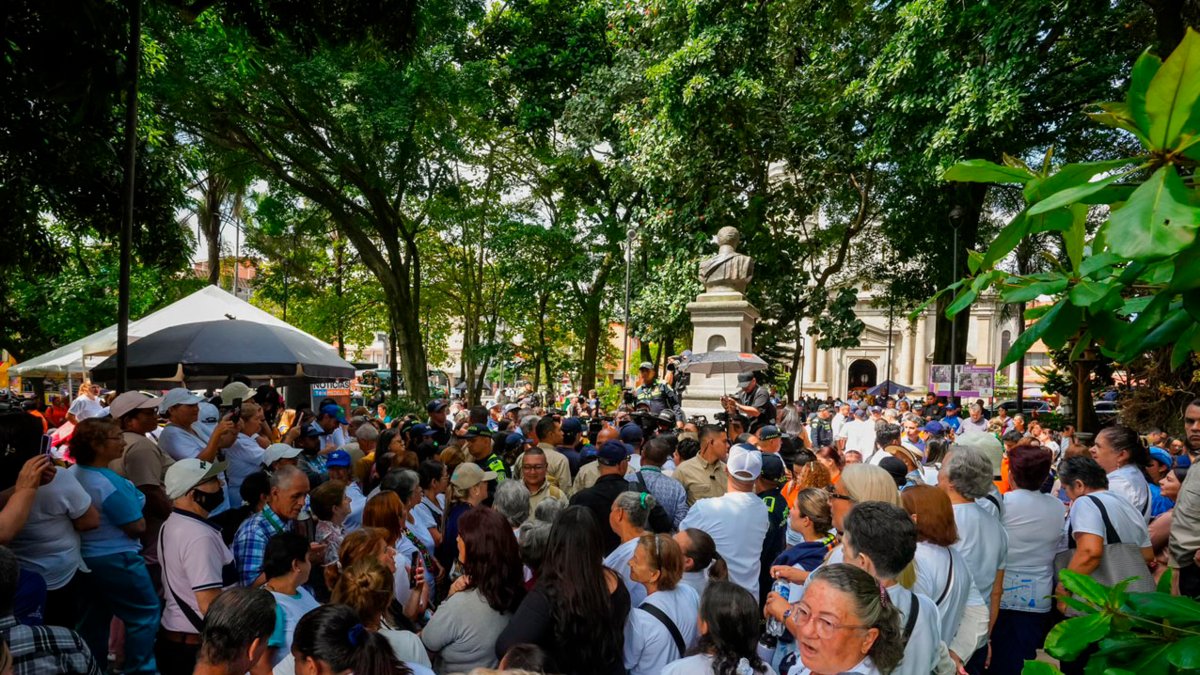la apuesta de Medellín por crecer desde lo pequeño sin perder de vista lo grande