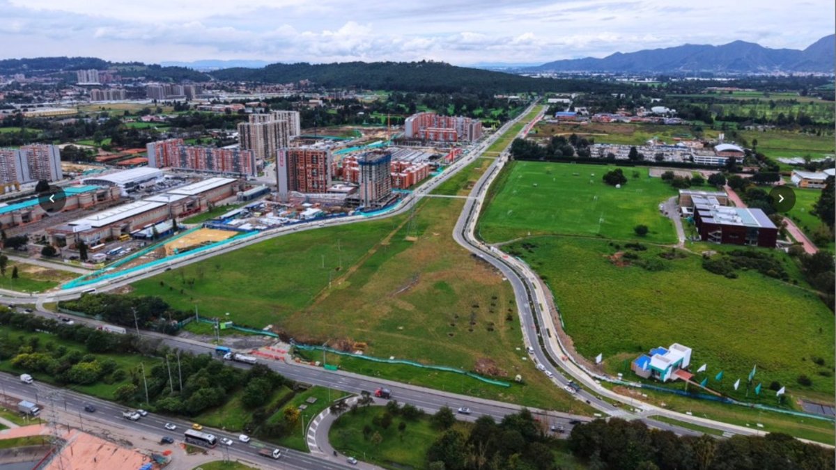los 36 kilómetros de vías que rodearán Lagos de Torca; hasta que no finalice su construcción, no llegarán las viviendas