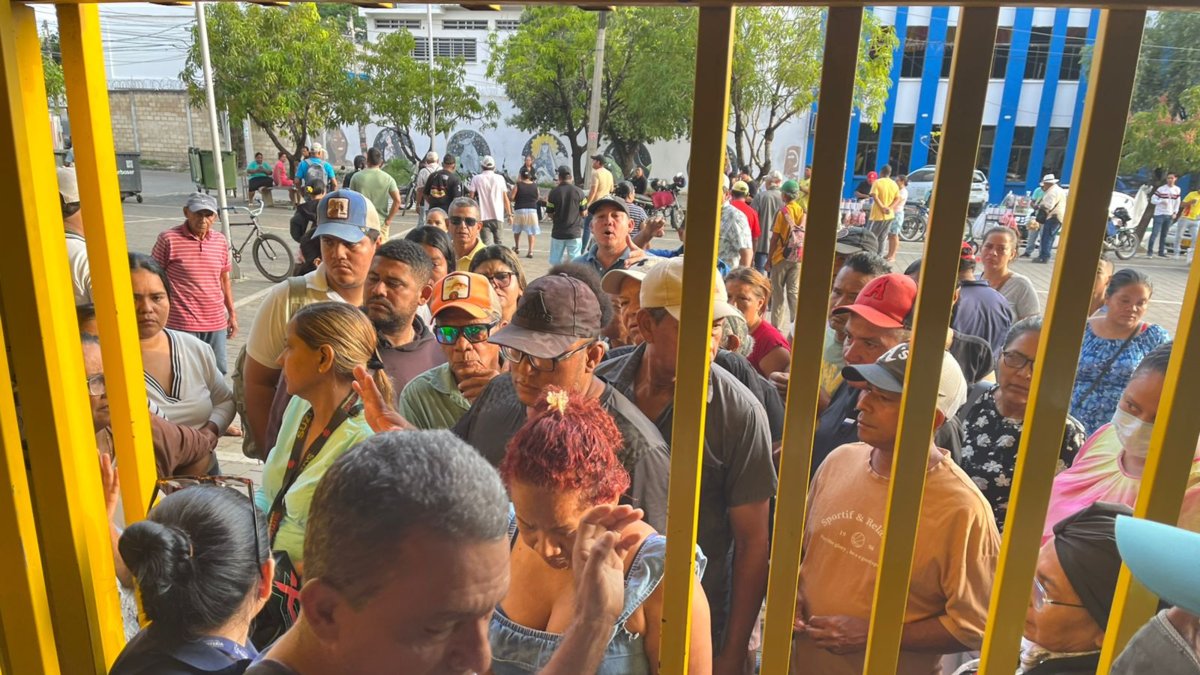 Con más de 220 toneladas de ayuda, las autoridades buscan apalear los estratos de la emergencia invernal en Córdoba.