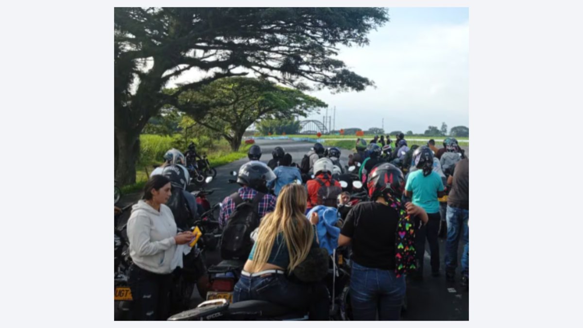 la vía fue cerrada en este paso, mientras verifican el vehículo