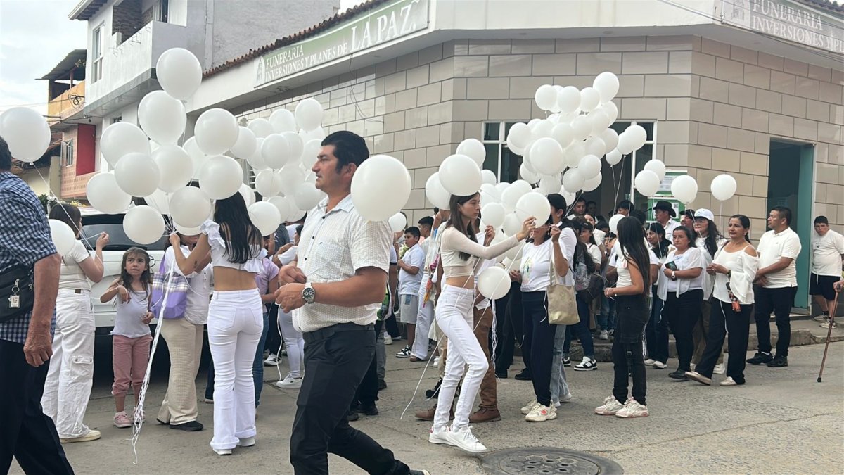 mamá de Kevin tras declaraciones de Petro y ministro de salud