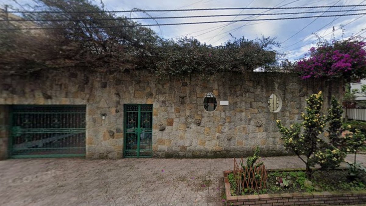 Casa de la Mujer denuncia robo de información, 15 computadores y vandalismo en su sede