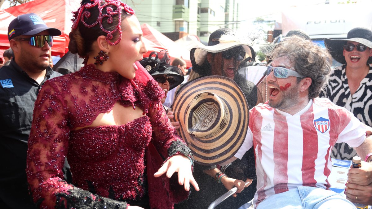 el Carnaval de Barranquilla 'llora' a su símbolo y pone fin a sus fiestas hoy martes