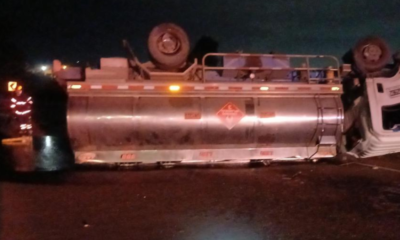 hay cierre de carretera en ambos sentidos