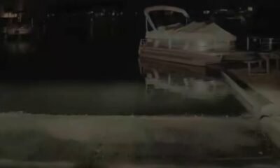 Activa la “conducción autónoma” de su Tesla y el coche intenta medirse en un lago