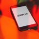 Actualizas tu iPhone y algo impeensado deja de funcionar: la historia detrás del error que encendió las alarmas