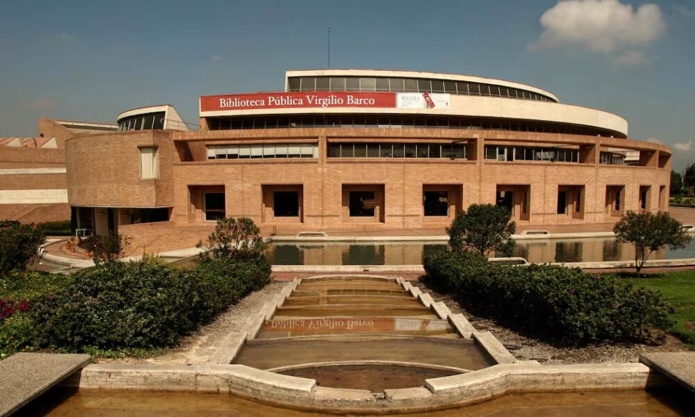 Alerta en parque de Bogotá: hallaron comida cruda cerca de la Virgilio Barco y temen riesgo para las mascotas