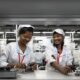 Apple enseña Swift y robótica en toda su cadena de suministro en India