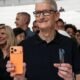 Apple estaría desarrollando también un iPhone plegable, parecido al Galaxy Z Flip de Samsung