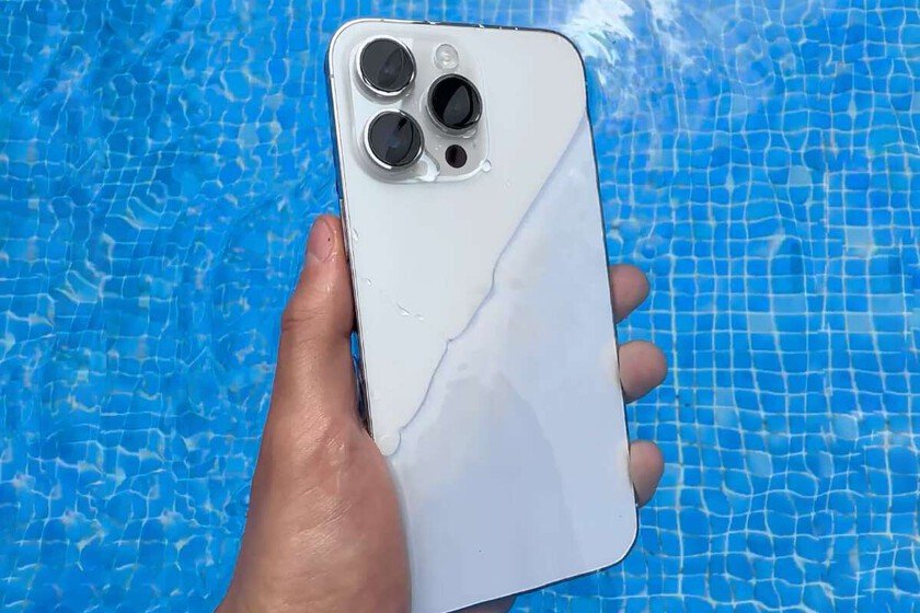 Apple logró encerrar la IA en el iPhone para evitar su gran problema. Pero entonces Géminis llamó a la puerta