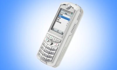 Apple quiso un iPhone antes del iPhone, así que habló con Motorola y creóon el iTunes Phone. Fue un fracaso