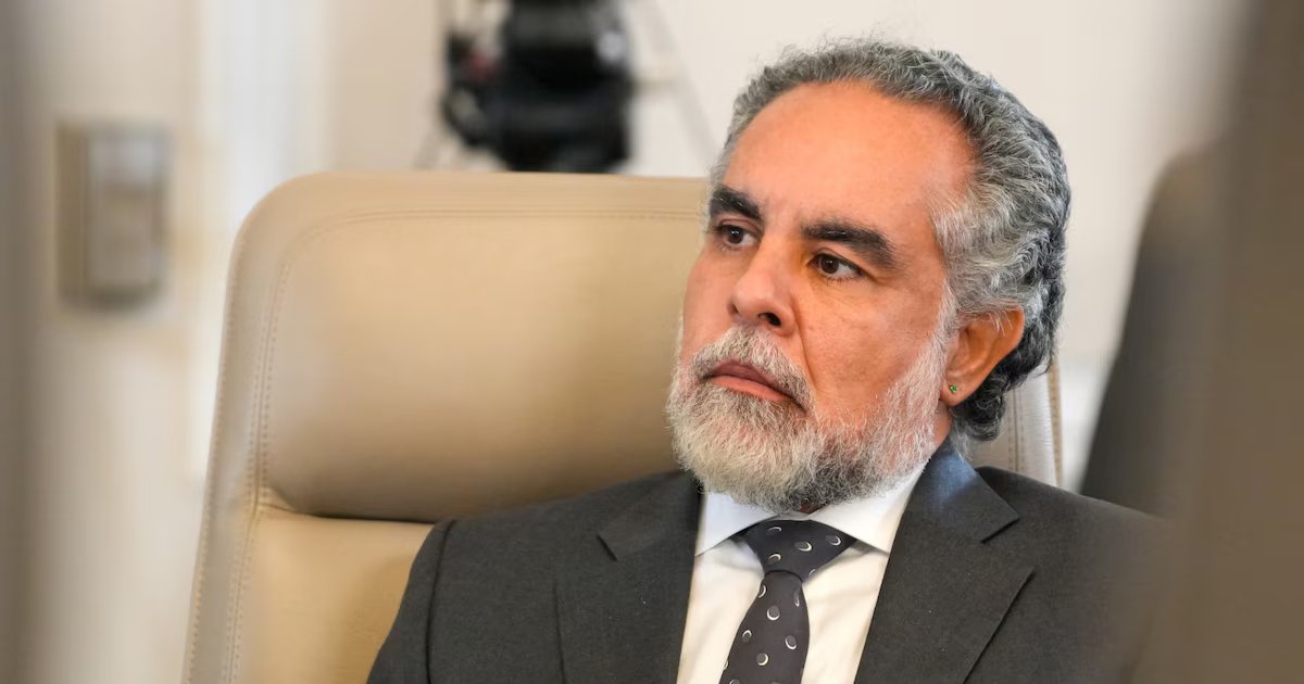 Benedetti advierte fallas en tarjetón del 8 de marzo y alerta posible “fraude” electoral