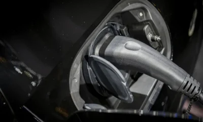 Carga BMW en Superchargers Tesla: guía completa con adaptador