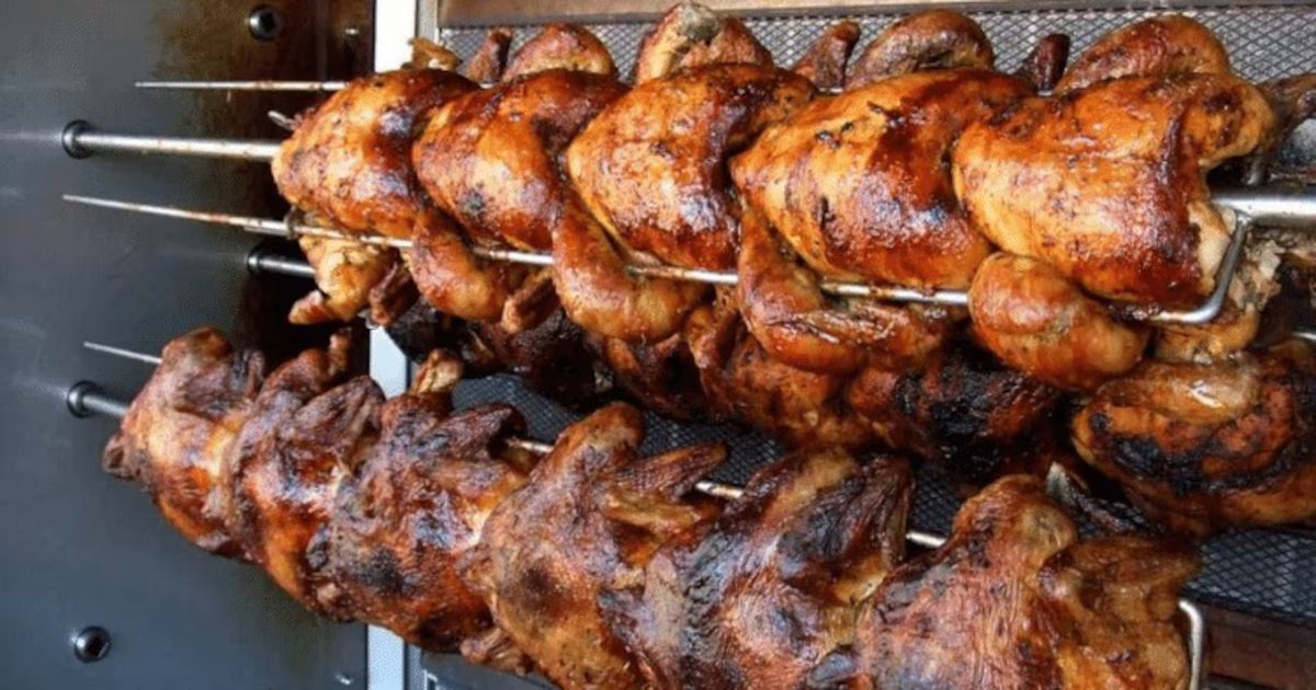 Cayó el precio del pollo asado en cinco ciudades principales de Colombia: qué tiene que ver el dólar
