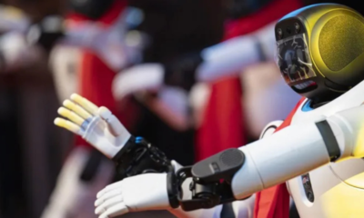 China muestra el futuro de los robots humanoides en el Año Nuevo lunar