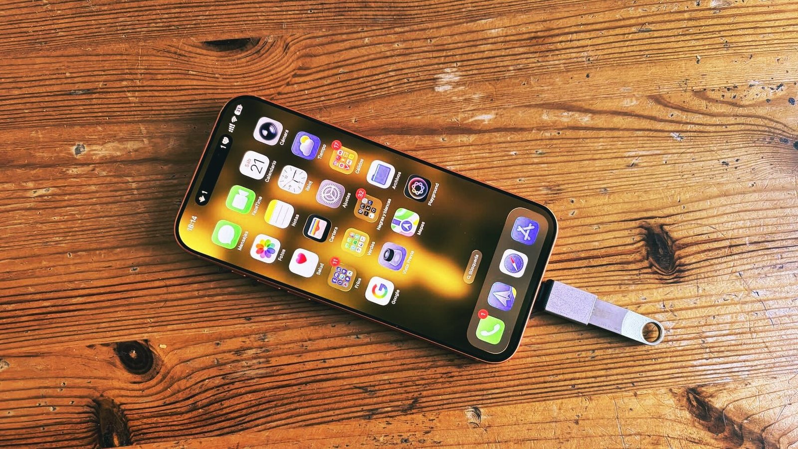 Cómo conectar un pendrive a un iPhone con USB-C y acceder a tus archivos en segundos