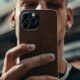 Cómo extender la batería del iPhone cuando no hay acceso a un cargador