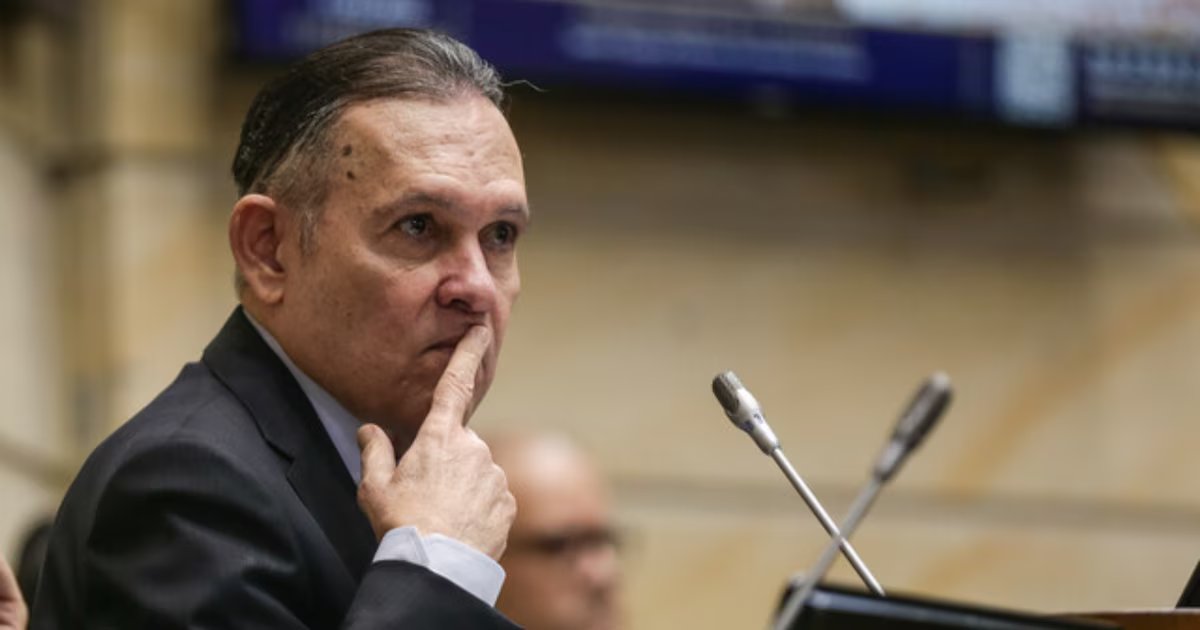 Corte Suprema abrió indagación contra Efraín Cepeda tras compulsa de la JEP por supuestos vínculos con paramilitares