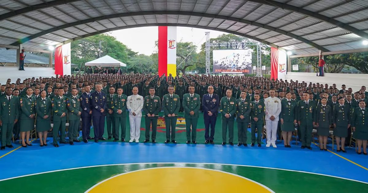 Ejército Nacional asciende a 604 nuevos suboficiales para reforzar seguridad y control territorial