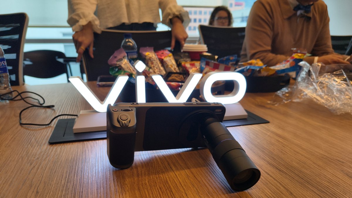 El celular vivo X300 Pro llega a Colombia con cámara ZEISS APO de 200 MP y nuevo sistema operativo