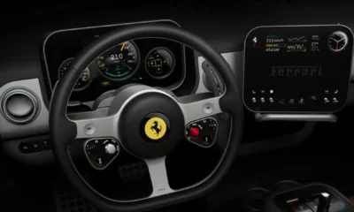 El hombre que diseñó el iPhone ayudó a crear el interior del primer vehículo eléctrico de Ferrari