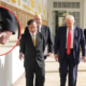 El libro con el que Petro habría estudiado a Donald Trump y que fue clave en la reunión bilateral en Washington: lo tenía planificado