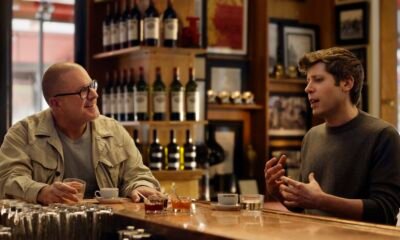 El primer dispositivo OpenAI de Jony Ive será un altavoz inteligente con cámara, lanzamiento previsto para 2027