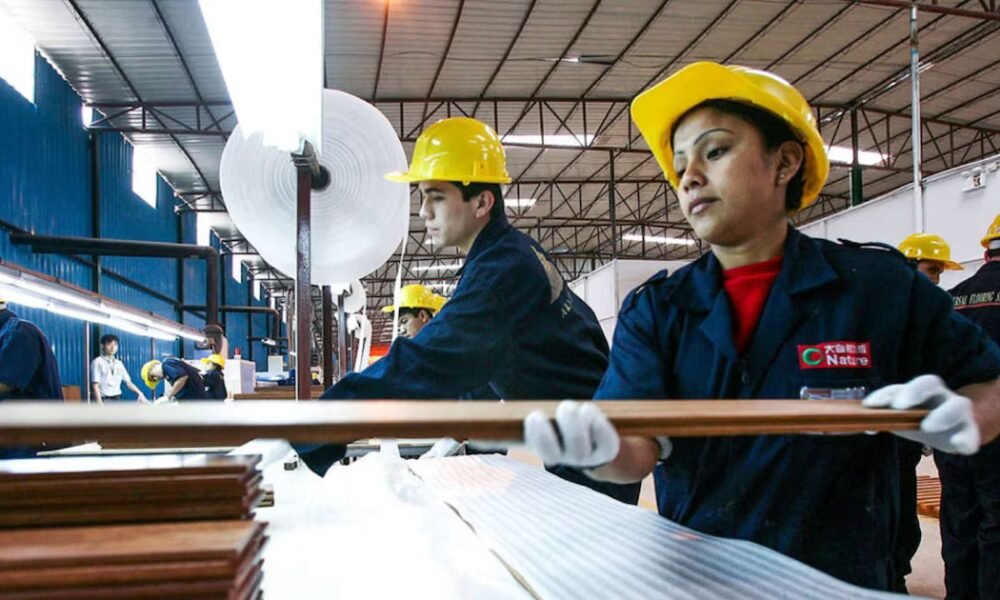 Informe reveló el problema que tendrán las empresas colombianas para financiarse en 2026 debido al aumento del salario mínimo