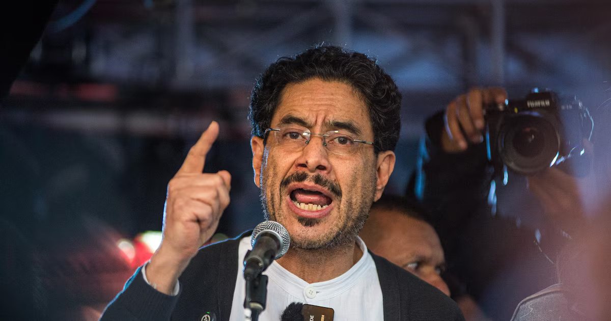 Iván Cepeda reveló si piensa asistir a los debates presidenciales y explicó por qué lee sus discursos en eventos públicos