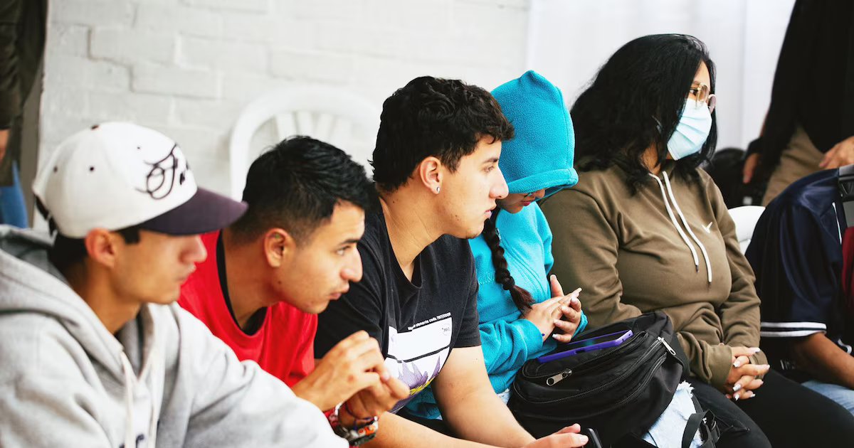 Jóvenes en Paz: Gobierno nacional inició transferencias monetarias del programa para miles de personas en Colombia