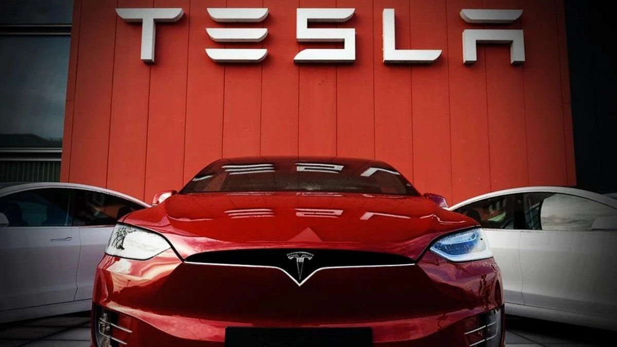 La nueva norma regulatoria por la que Tesla tendría que modificar uno de sus elementos más destacados