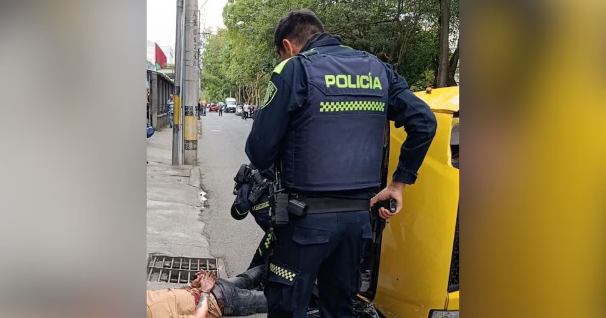 La persecución cinematográfica que dejó la captura de un presunto sicario que intentó escapar a bordo de un taxi en Medellín