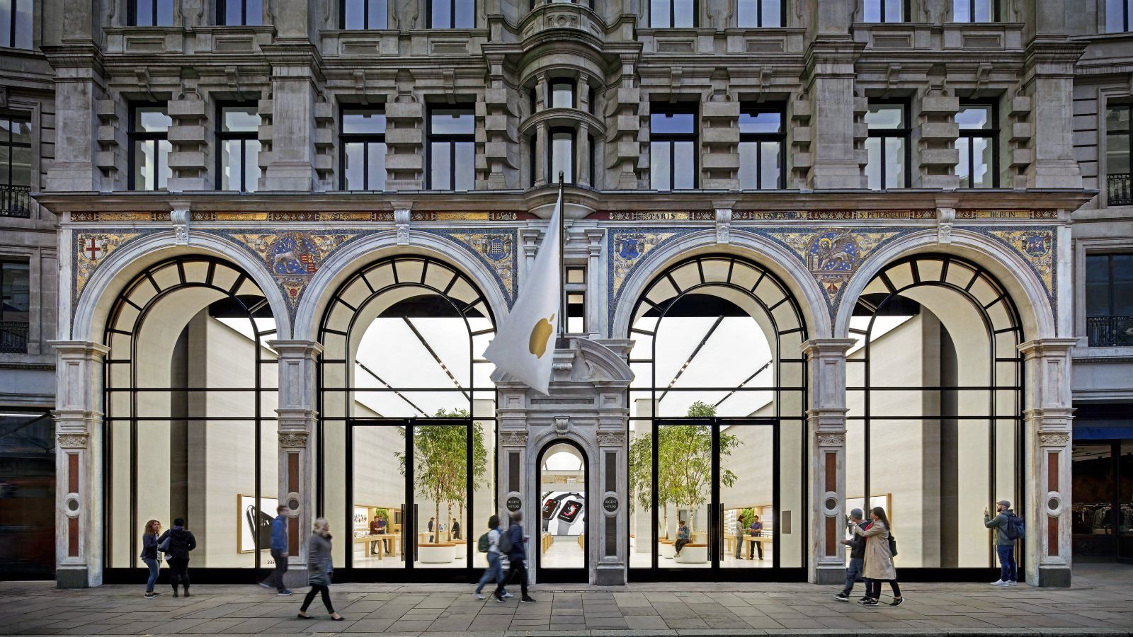 La tienda de Apple en Regent Street reabrirá poco después del cierre de un mes