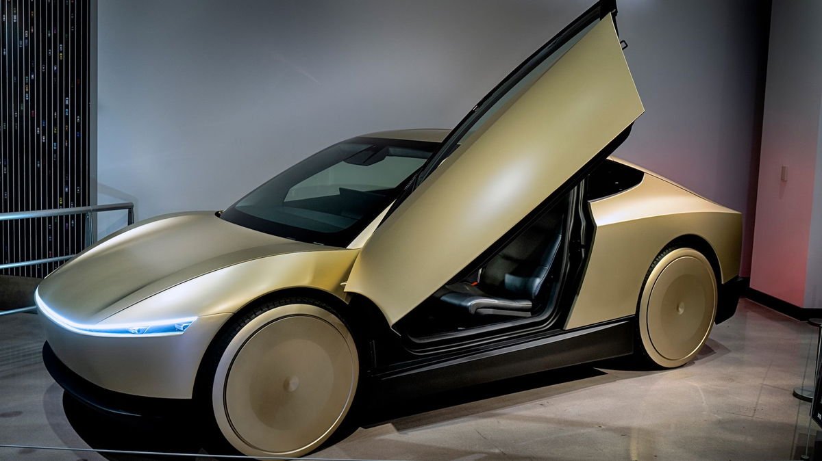 Los robotaxis de Tesla y Elon Musk parecen el futuro, pero se chocan 4 veces más que los humanos