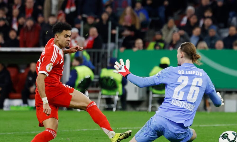 Luis Díaz anotó en la victoria del Bayern Múnich ante Leipzig y aseguró el paso a semifinales de la Copa de Alemania