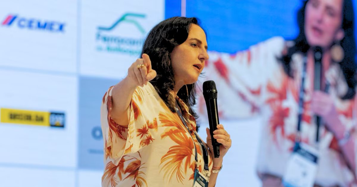 María Fernanda Cabal se solidarizó con damnificados de Córdoba por ola invernal, pero criticó a la clase política