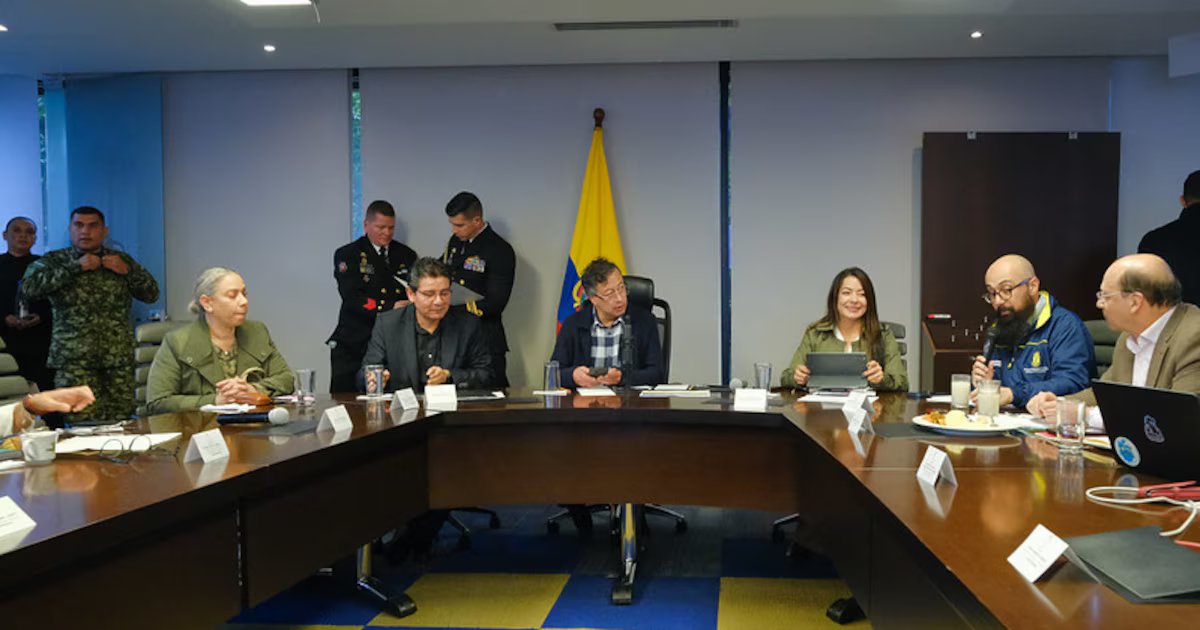 Petro pidió a la Corte Constitucional que levante la suspensión de la emergencia económica para atender la emergencia climática