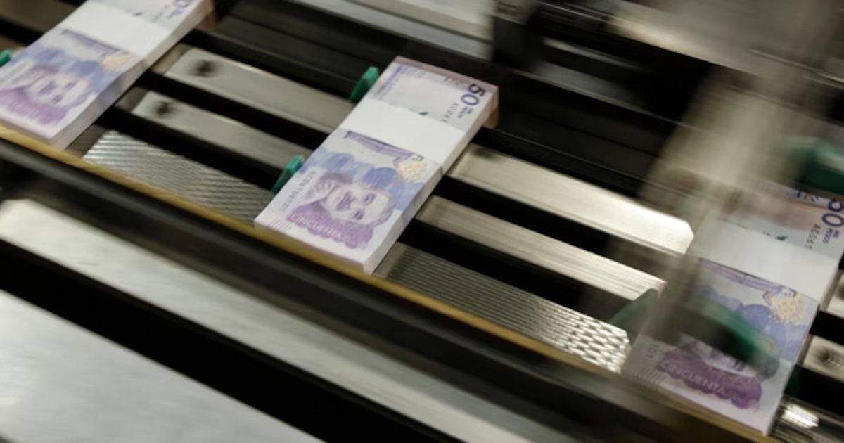 Presidencia se pronunció sobre millonarios contratos para un maquillador y un fotógrafo; anunció acciones legales: “Es falso”