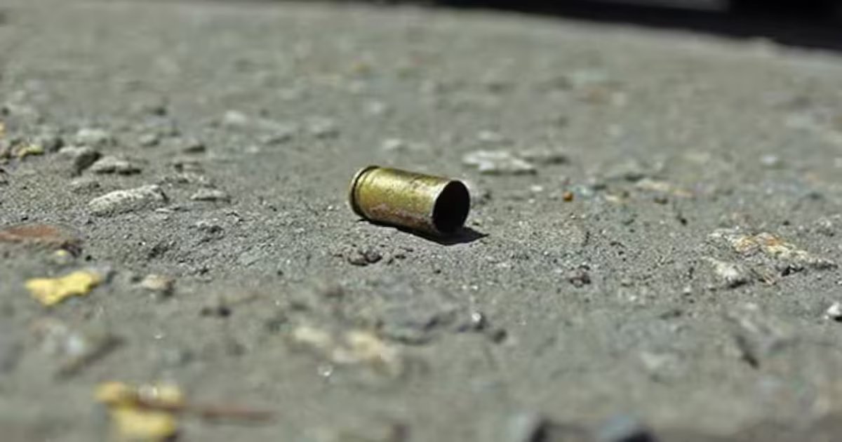 Robo de motocicleta terminó en tiroteo en Bucaramanga: uno de los delincuentes resultó baleado