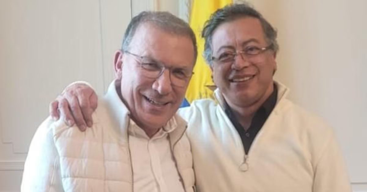 Roy Barreras plantea a Gustavo Petro como fórmula vicepresidencial y afirma que “no está inhabilitado”